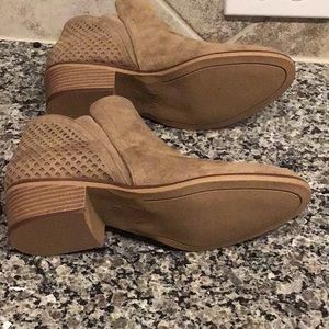 mia thea laser cut bootie